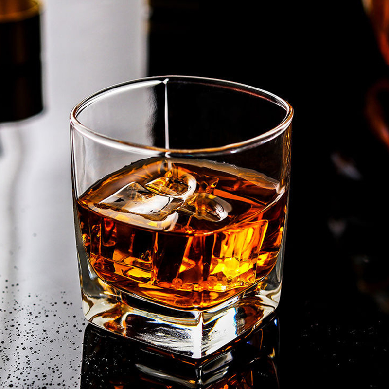 Wine Beer The Whiskey - 235 مللي 4 قطعة مجموعة البيرة