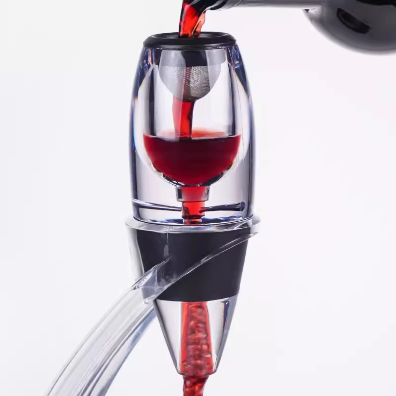 مدفق إناء النبيذ الأحمر الاحتر - مراجعة Decanter Aerator Set وسعره